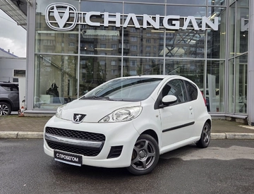 Peugeot 107 1.0 AMT (68 л.с.)