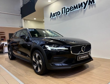 Volvo V60 Cross Country 2.0 AT (250 л.с.) 4WD