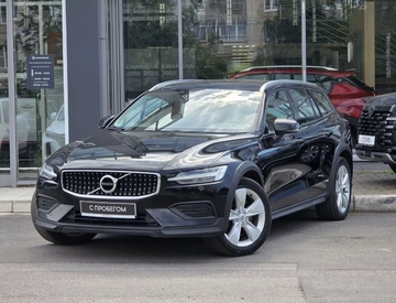 Volvo V60 Cross Country 2.0 AT (250 л.с.) 4WD